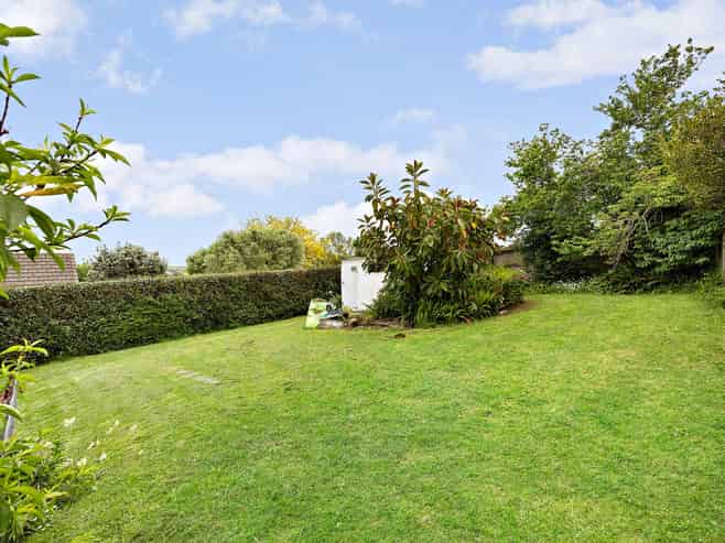 24 Bonnie Brae Road, Meadowbank