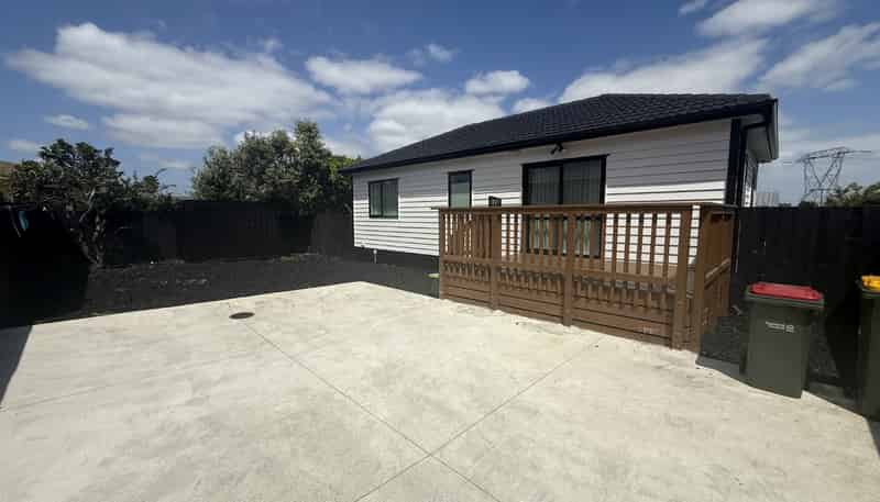 11A Doughty Place, Otara