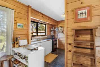 42 Mina Road, Cheviot