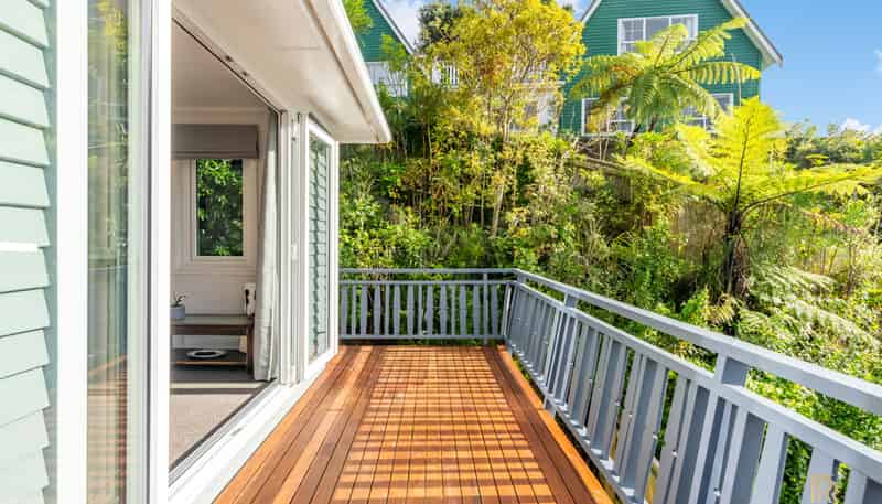 16 Wilfred Street, Tawa