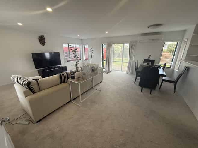 1/338 Mount Albert Road, Mount Roskill