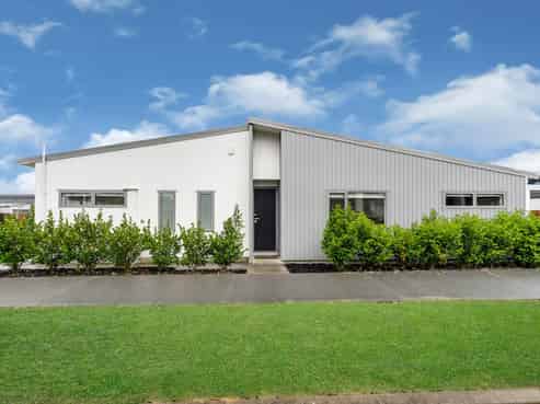 42 Clayden Shuttleworth Street, Papakura