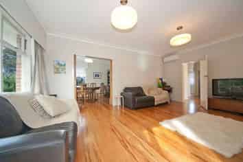 11 Korokino, Greenlane