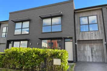  39 Matairangi Avenue, Totara Heights