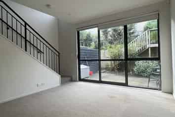  39 Matairangi Avenue, Totara Heights