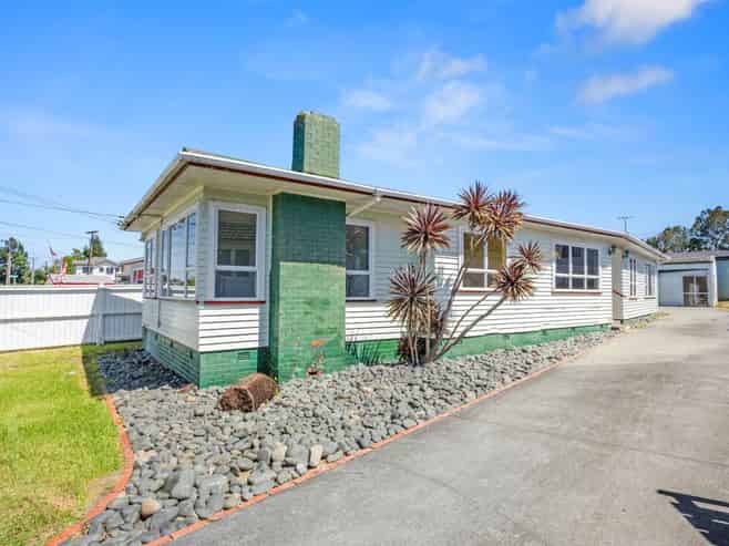 43 Wedgwood Avenue, Mangere East