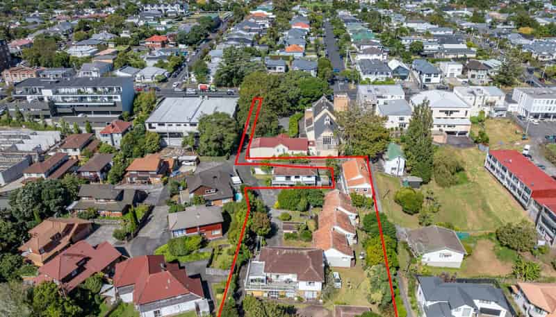 1-4 & 5-8/441 Dominion Road, Mount Eden