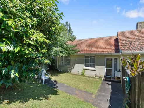 2/441 Dominion Road, Mount Eden
