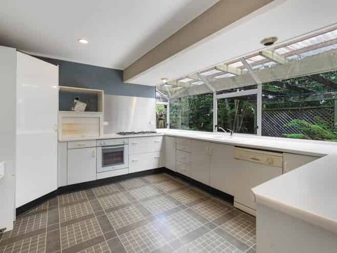 7 Corolu Place, Conifer Grove