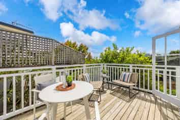 25 Second Avenue, Kingsland