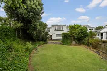 25 Second Avenue, Kingsland