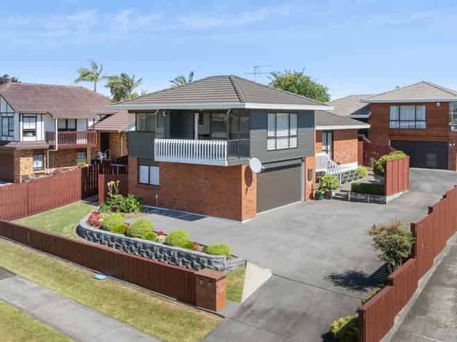 1/30 Rushgreen Avenue, Papakura