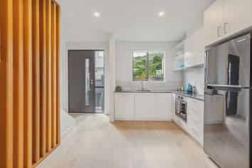 14/323 Riverside Drive, Waterloo