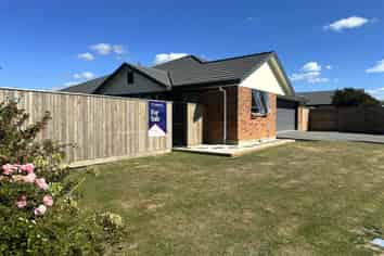 42  Peter Hall Drive, Kelvin Grove