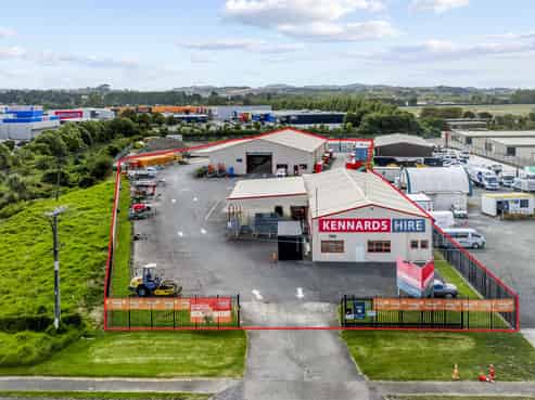 Multinational tenant 'Kennards Hire'