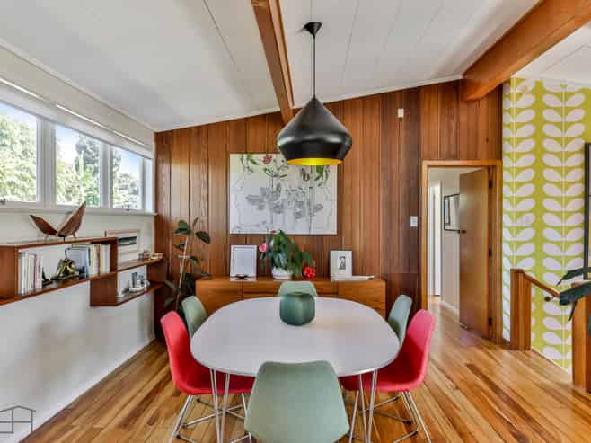 87 Stottholm Road, Titirangi