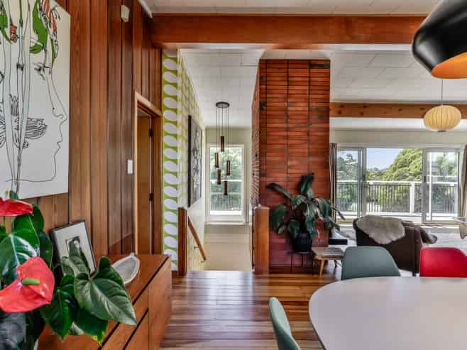 87 Stottholm Road, Titirangi