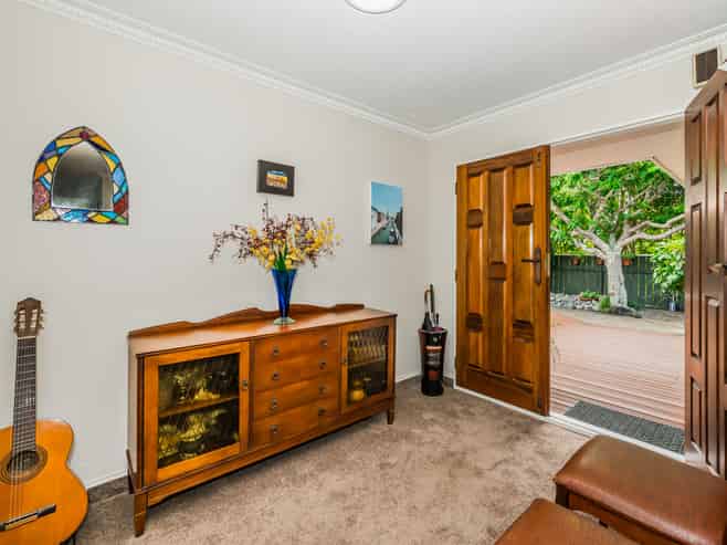 23 Tawa Street, Waikanae