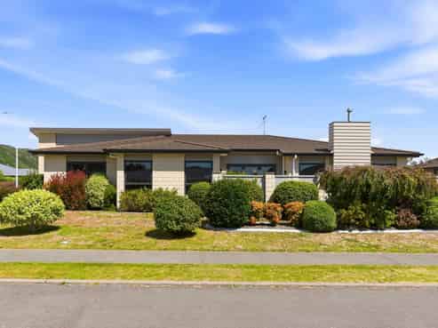 2 Pearson Place, Paraparaumu