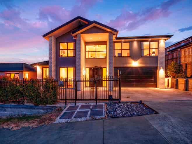 13 Lumber Rise, Swanson