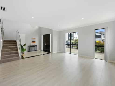 13 Lumber Rise, Swanson