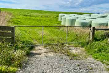 135 Orr Road, Waimatua
