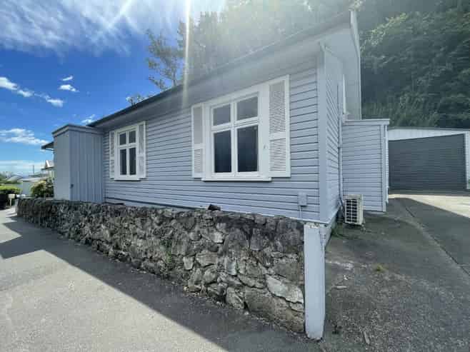 115 Shakespeare Road, Napier Hill