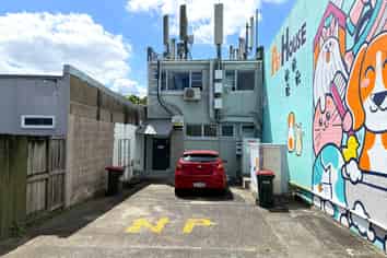 BOUTIQUE KOHI RETAIL
