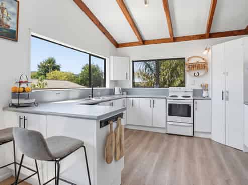 119 Lowe Avenue, Thames