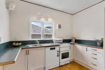 11 Bruce Avenue, Brooklyn