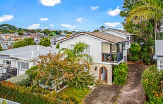 11B Lloyd Avenue, Mount Albert