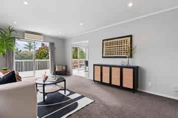 4 Haseler Crescent, Mellons Bay