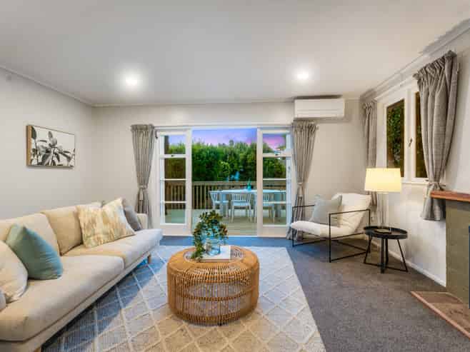 1/12 Selwyn Crescent, Forrest Hill