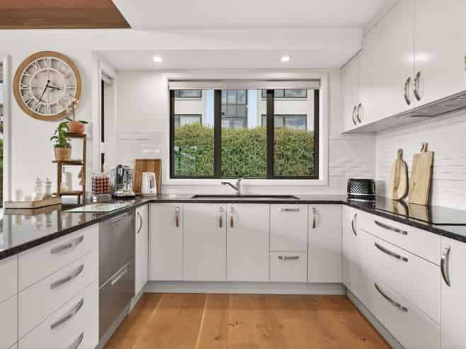 100 Condor Drive, Pyes Pa