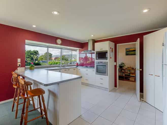 8 San Vito Place, Paraparaumu Beach