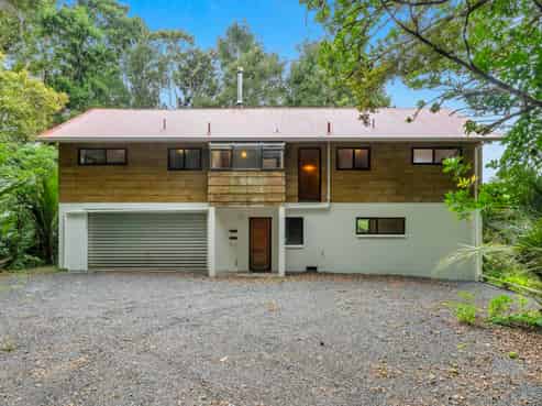 58 Tainui Road, Titirangi