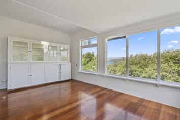 5 Grosvenor Terrace, Wadestown