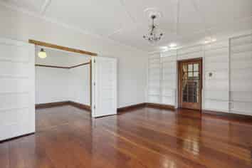 5 Grosvenor Terrace, Wadestown