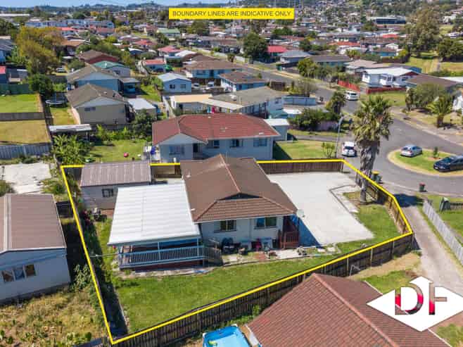 27 Palermo Place, Clover Park