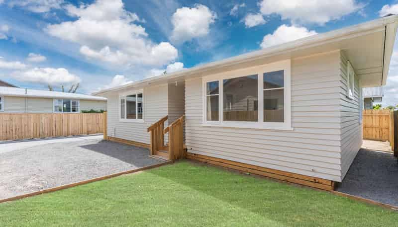 2/58 Hinekura Avenue, Taupo