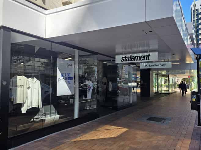 High Profile Retail on the Golden Mile  - 105 sqm