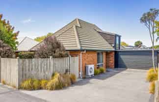 2/43 Claridges Road, Casebrook