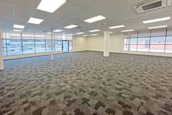 CENTRAL MANUKAU GROUND FLOOR OFFICE
