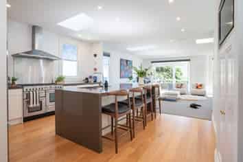 60 Hawker Street, Mount Victoria