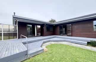 16a Tennyson Street, Trentham