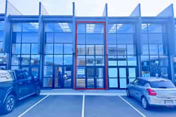 Pacific Rise, Mt Wellington-Motivated vendor