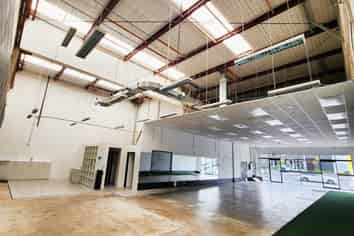PRIME RETAIL / SHOWROOM SPACE
