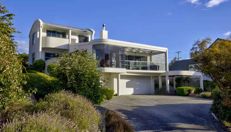 415 Peninsula Road, Kelvin Heights