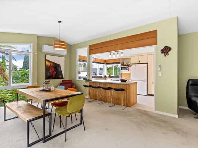 255 Cambridge Street, Levin