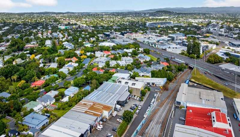 8 Haultain Street, Mount Eden